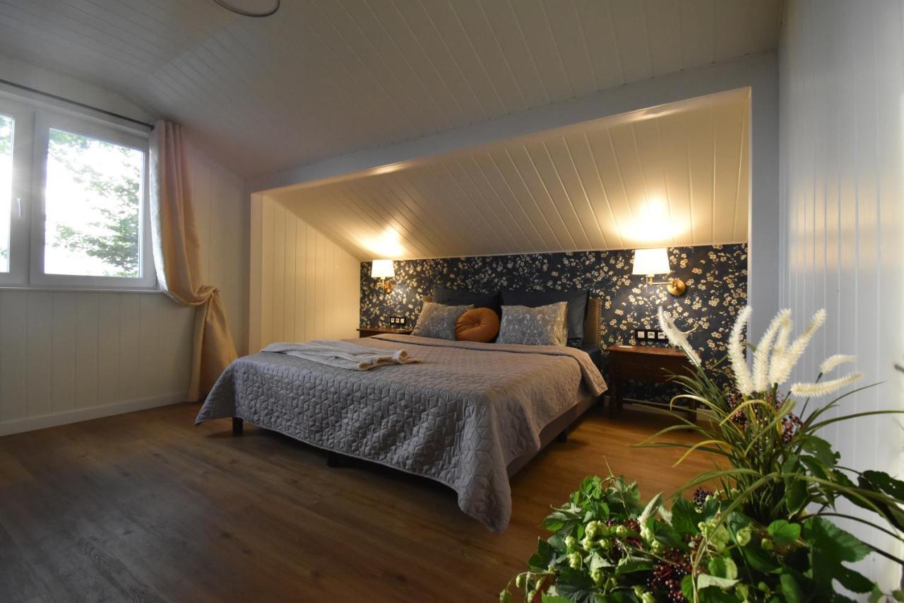 Dadaj Park Home Бискупец Экстерьер фото