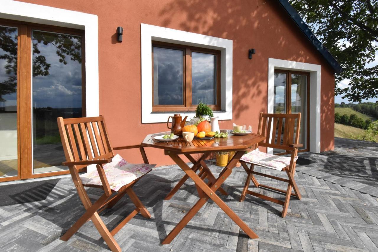 Dadaj Park Home Бискупец Экстерьер фото